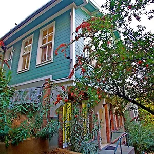 Dreamers V&v Cihangir Turquia