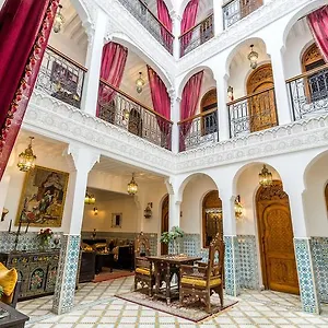 Mouna Marrocos